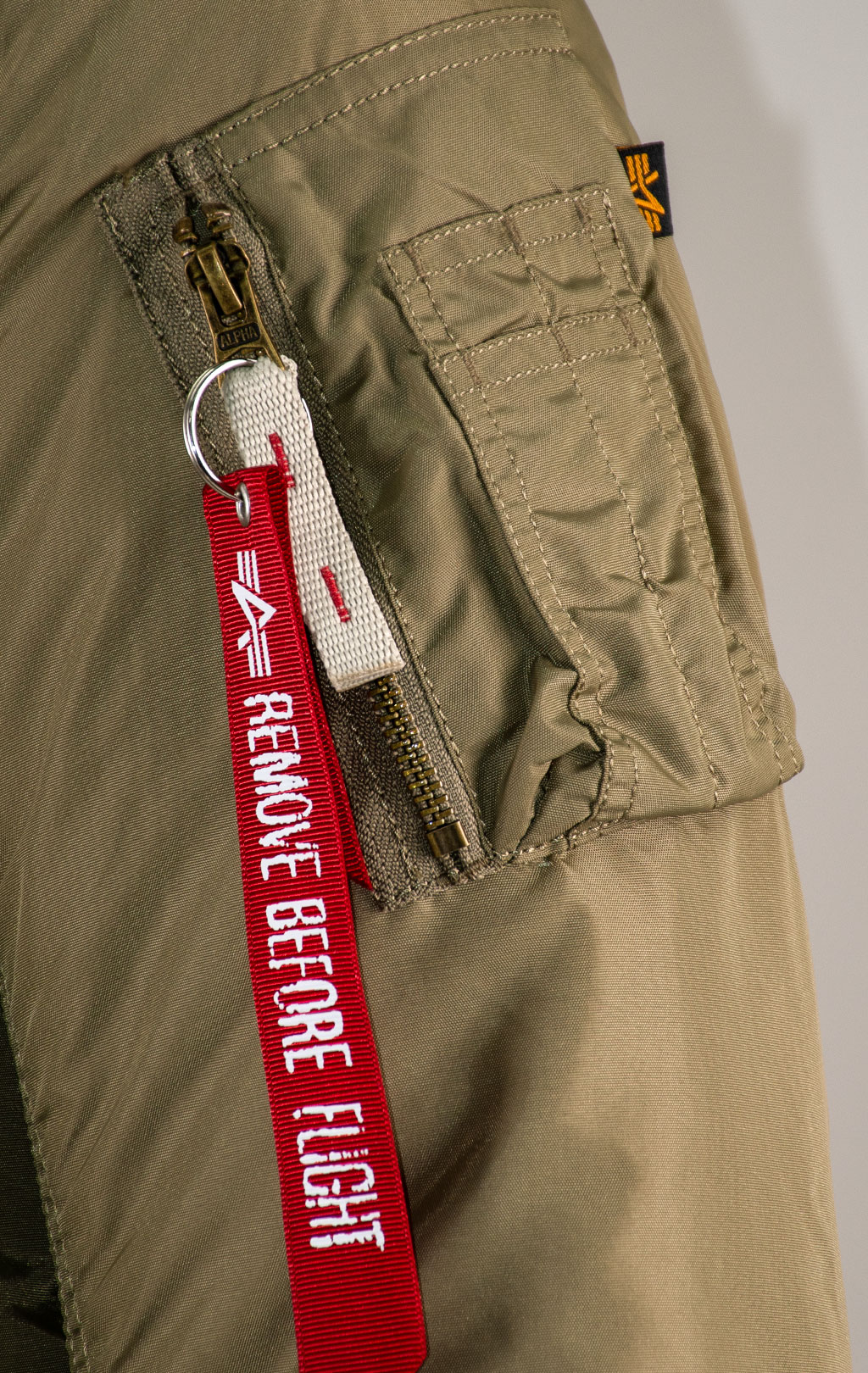 Куртка-пилот ALPHA INDUSTRIES INJECTOR-III stratos 