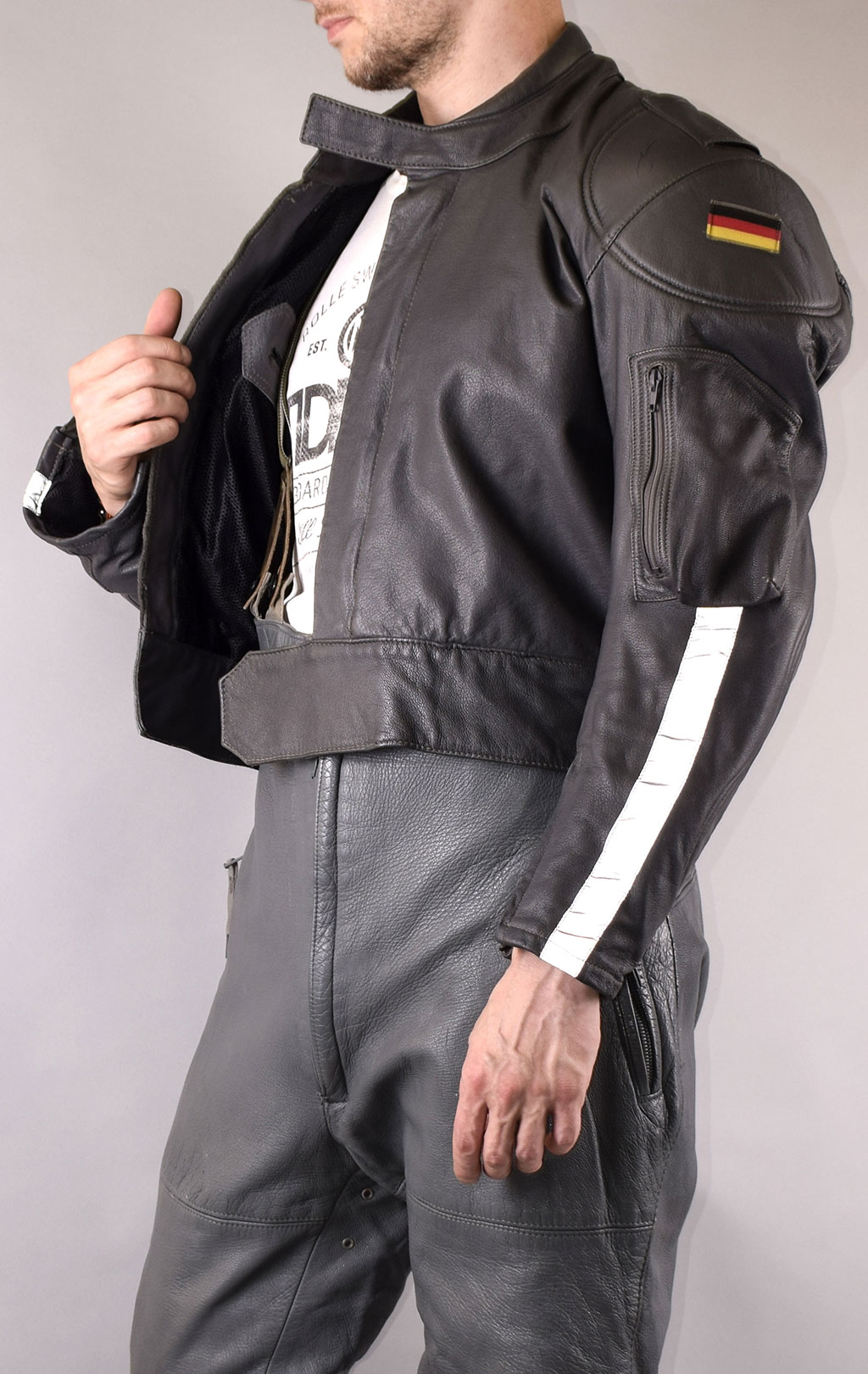 Куртка мотоциклетная кожа grey б/у Германия