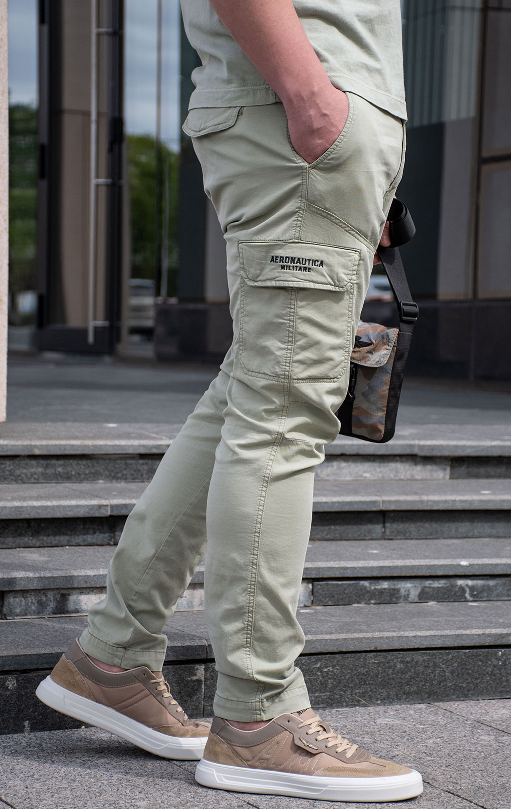 Брюки-карго AERONAUTICA MILITARE SS 24/AL sage green (PA 1602) 