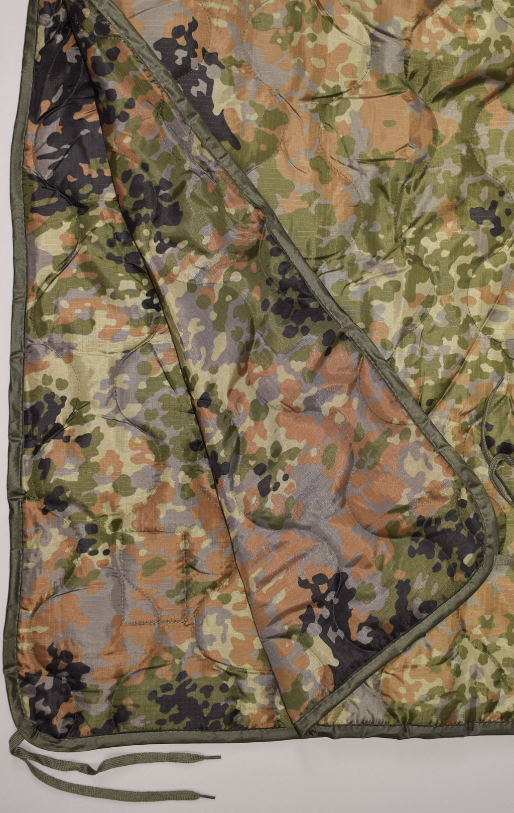 Подстежка под пончо Mil-Tec flecktarn 