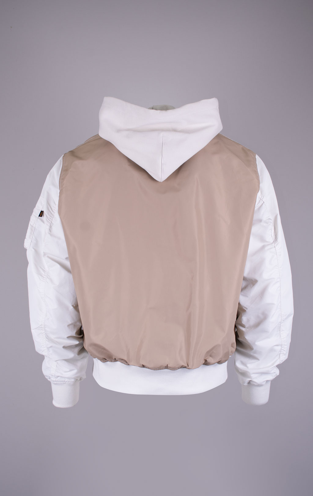 Бомбер-ветровка ALPHA INDUSTRIES L-2B RELAXED VARSITY FLIGHT JACKET SS 26 dust khaki 