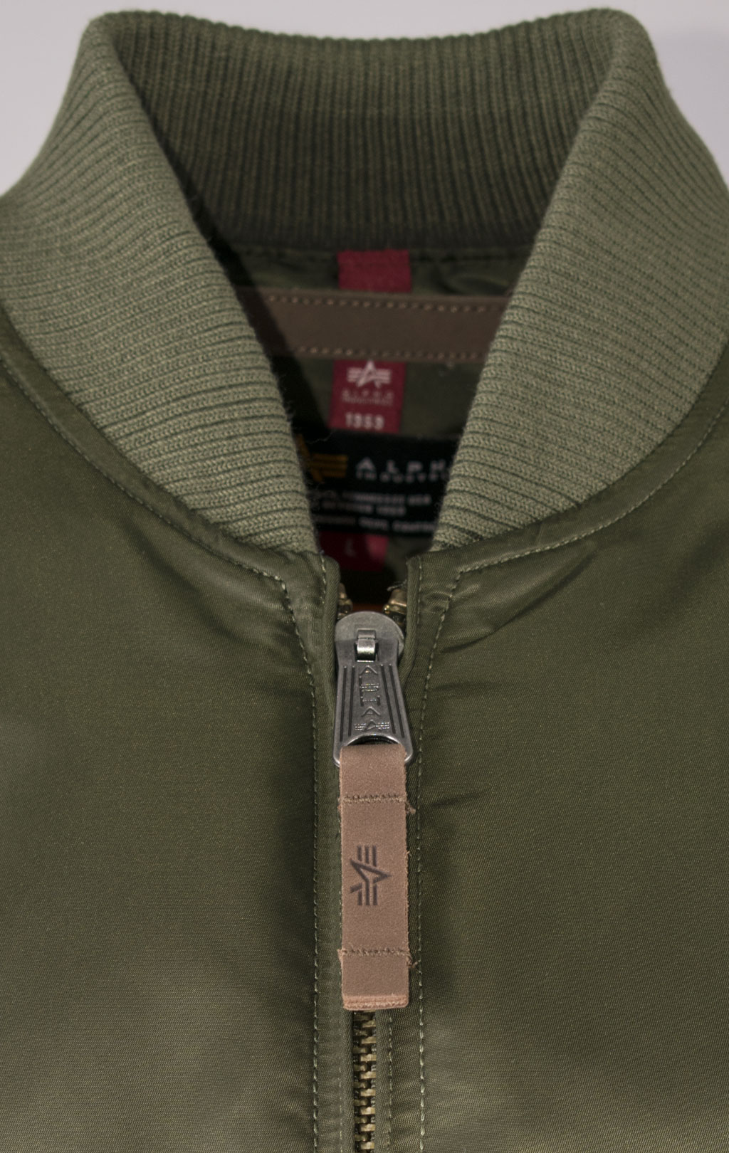 Бомбер ALPHA INDUSTRIES VF 59 LONG MA-1 dark green 