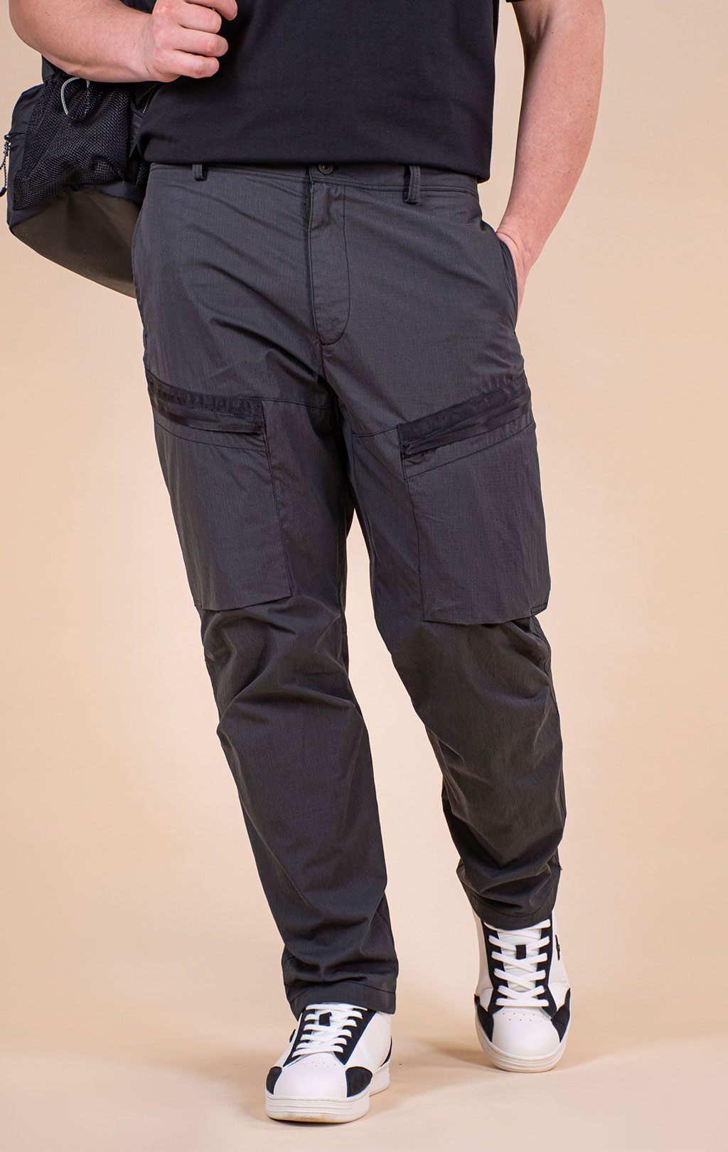 Брюки-карго PARAJUMPERS STOW SS 26 black 