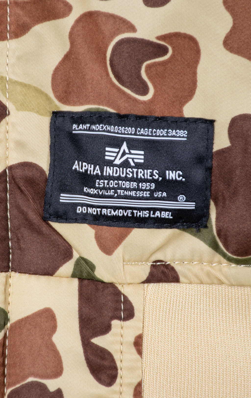 Бомбер-ветровка ALPHA INDUSTRIES L-2B HOODED GEN-II FLIGHT JACKET SS 24 m green frogskin camo 