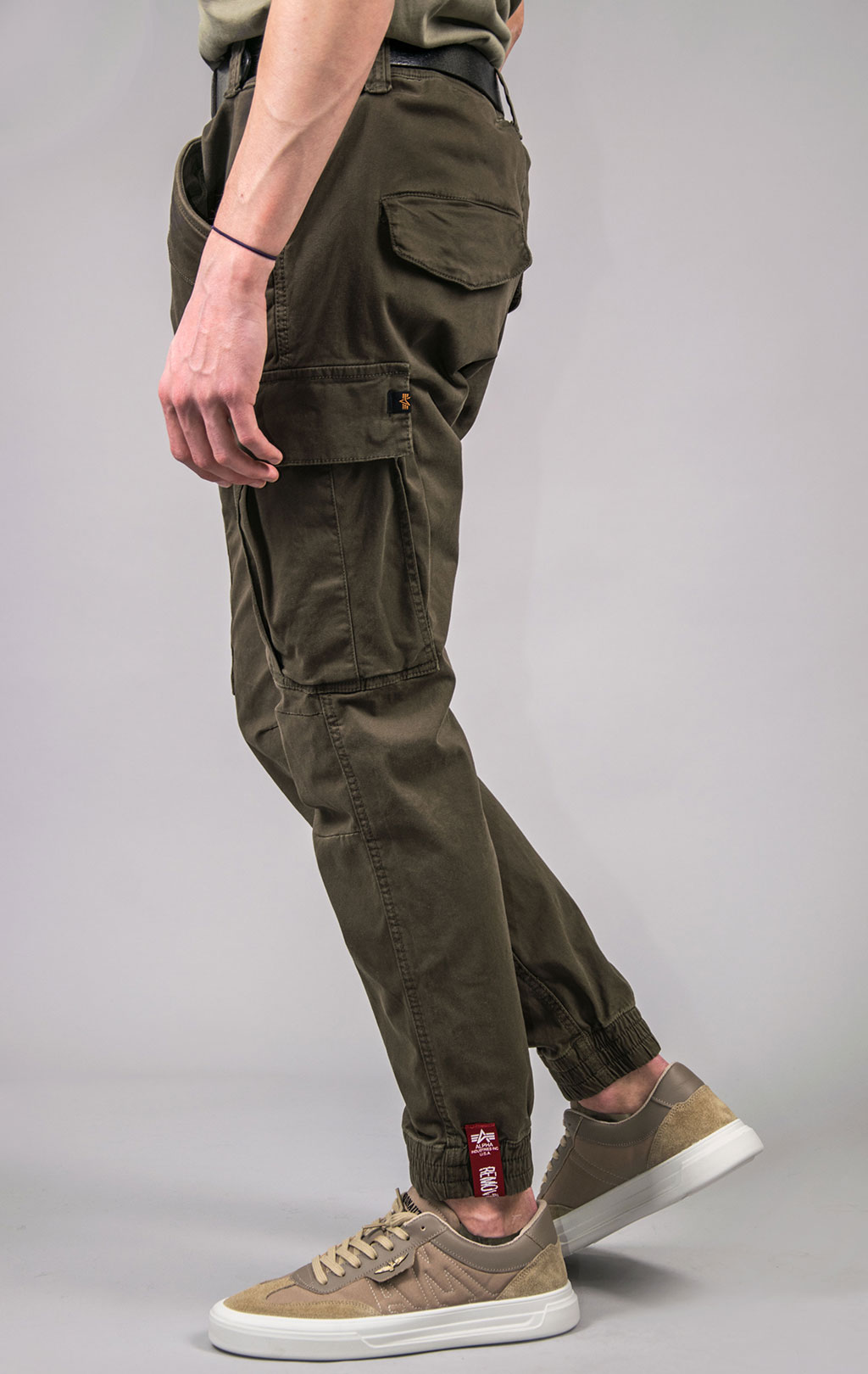 Брюки-карго ALPHA INDUSTRIES AIRMAN black olive 