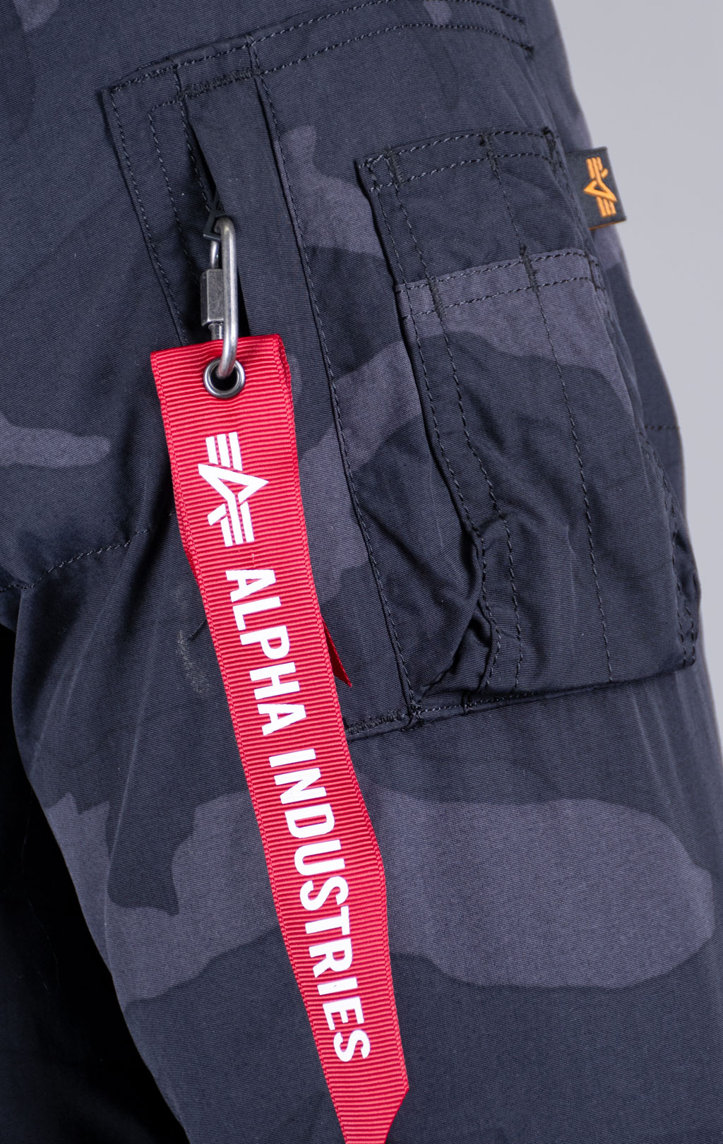 Аляска ALPHA INDUSTRIES QUILTED PARKA N-3B FW 21/22 m black woodland camo 
