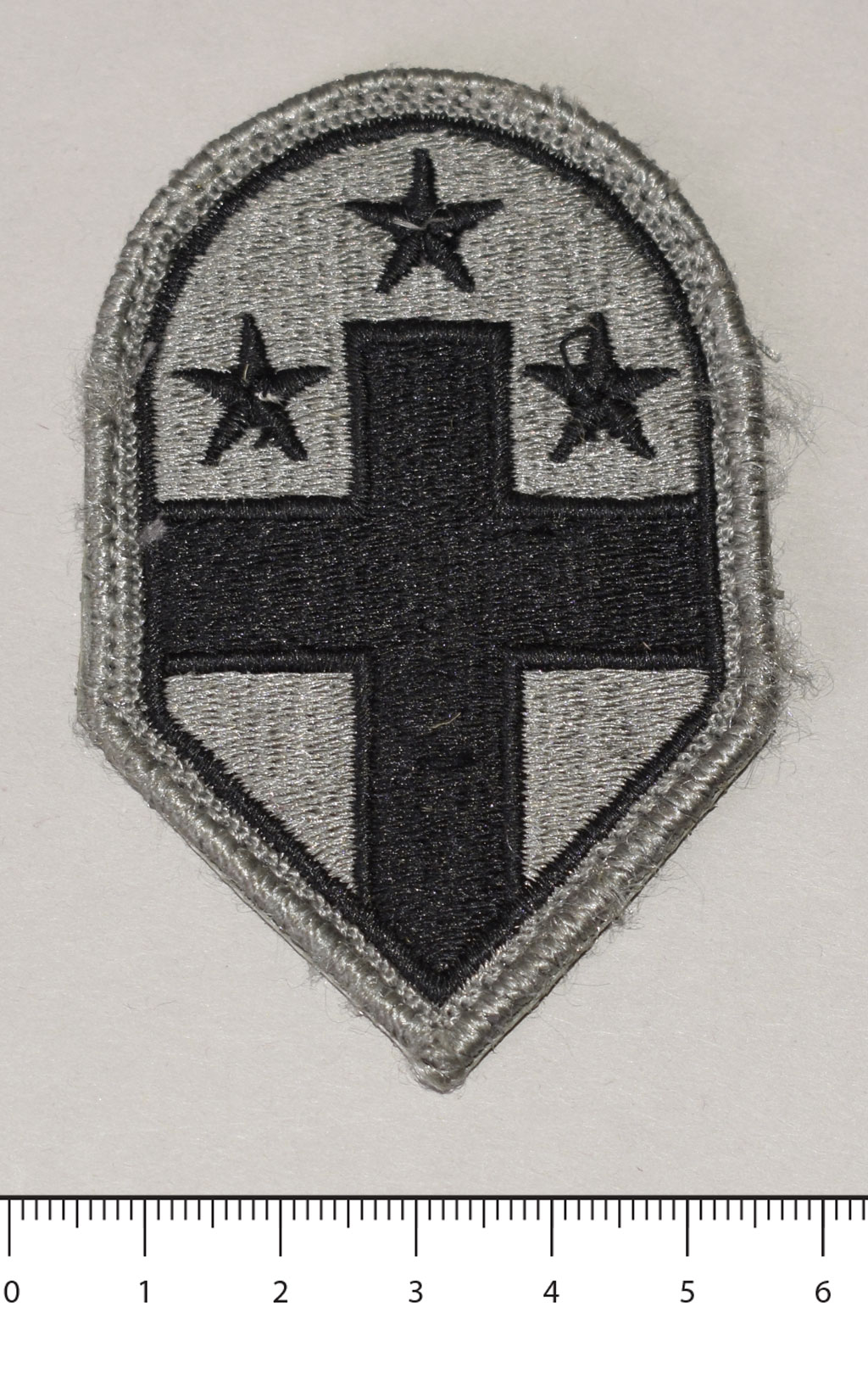 Нашивка нарукавная 332ND MED BDE foliage (072202) США