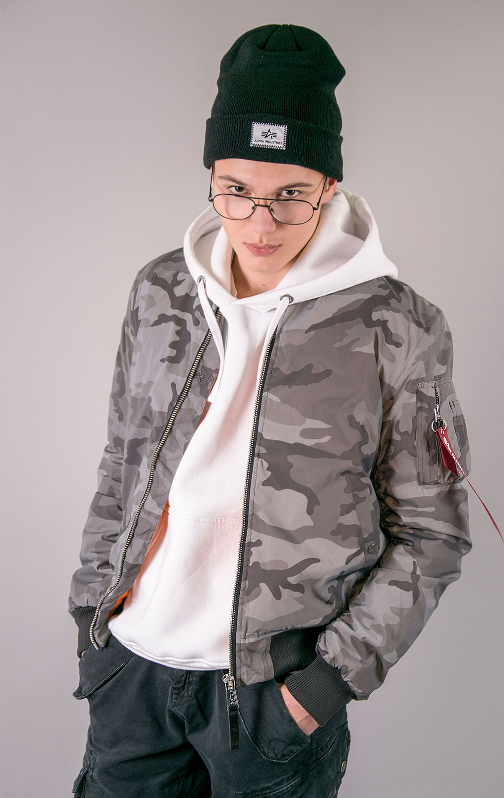 Бомбер ALPHA INDUSTRIES VF 59 REFLECTIVE CAMO MA-1 black camo 