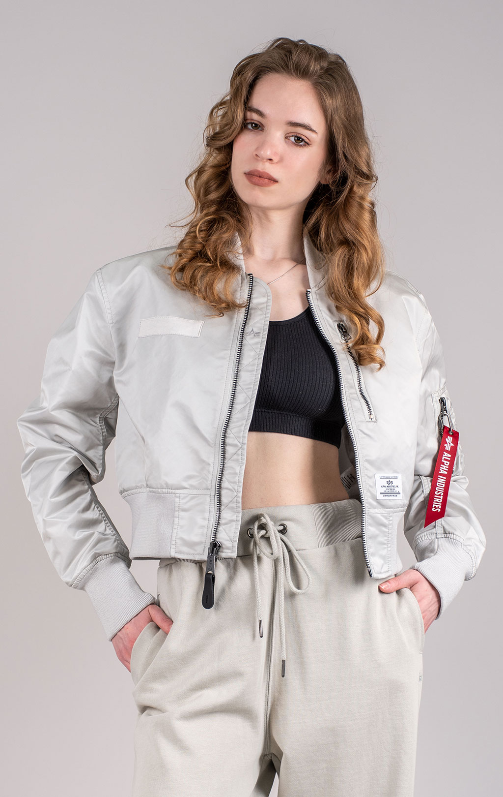 Женская ветровка ALPHA INDUSTRIES CROPPED GEN-II FLIGHT JACKET L-2B SS 25 m light gray 