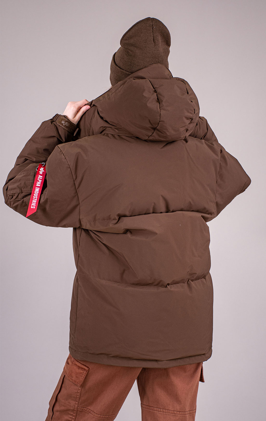 Куртка ALPHA INDUSTRIES PUFFER PARKA FW 25/26 espresso 