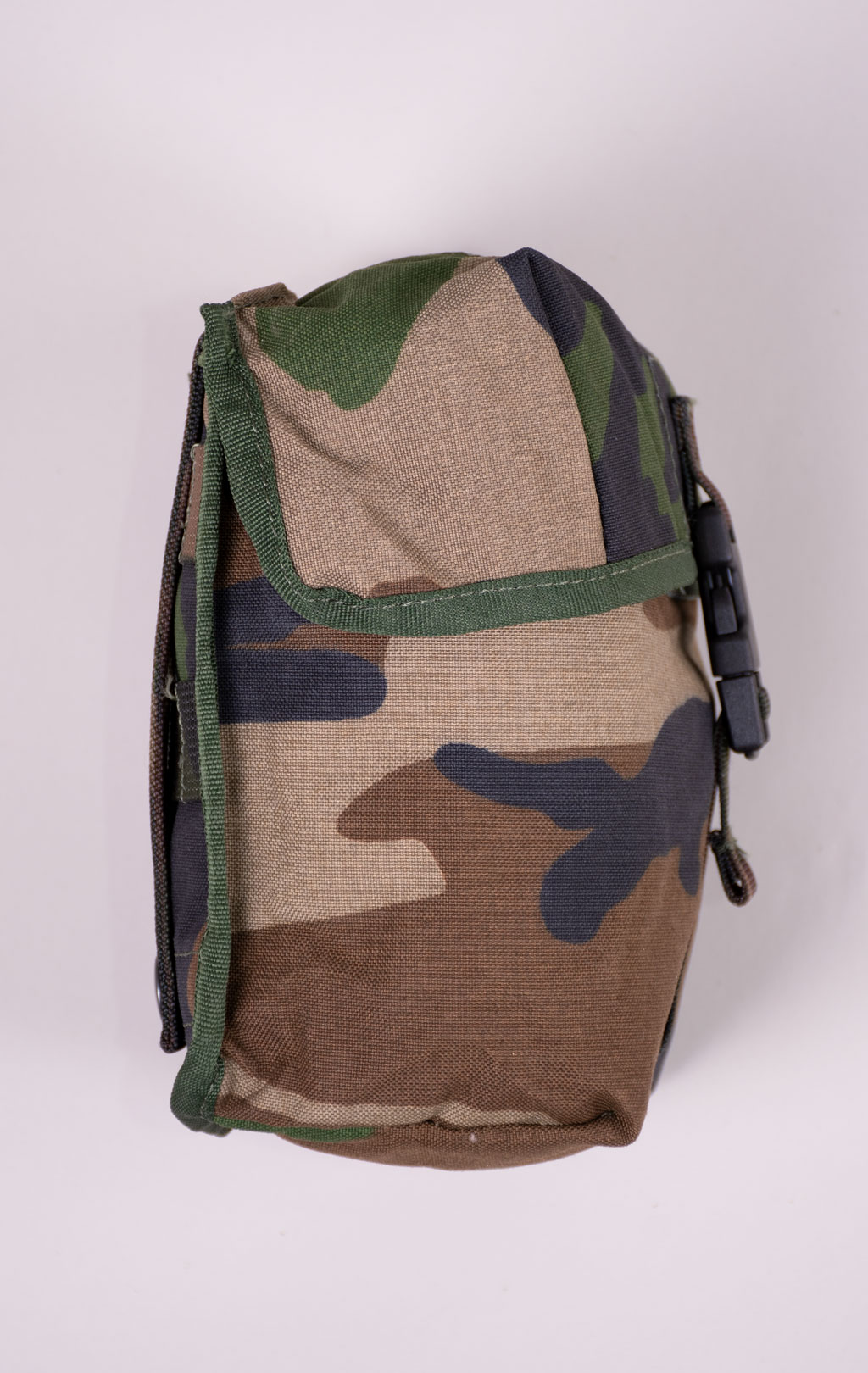 Подсумок ALGEMEEN(BASIC) MIDDEL MOLLE camo woodland Голландия