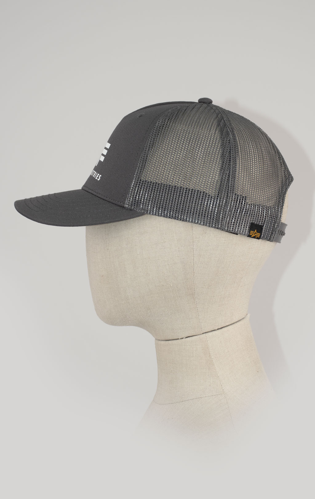 Бейсболка ALPHA INDUSTRIES BASIC TRUCKER CAP vintage grey 