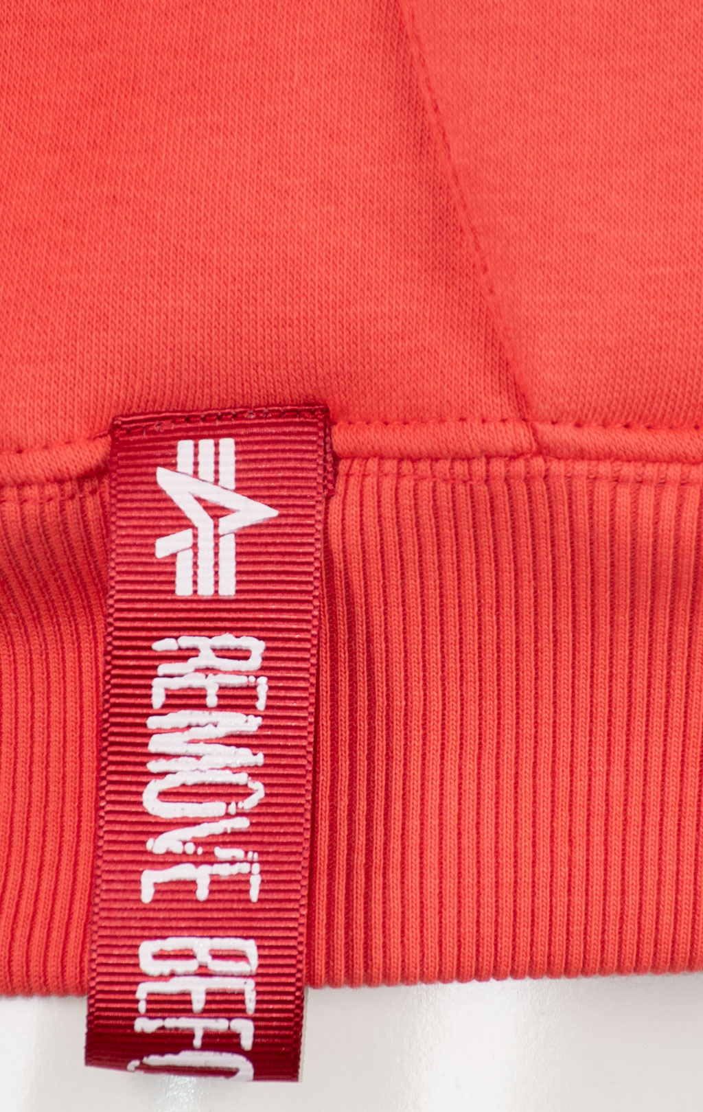 Толстовка ALPHA INDUSTRIES BASIC HOODY radiant red 