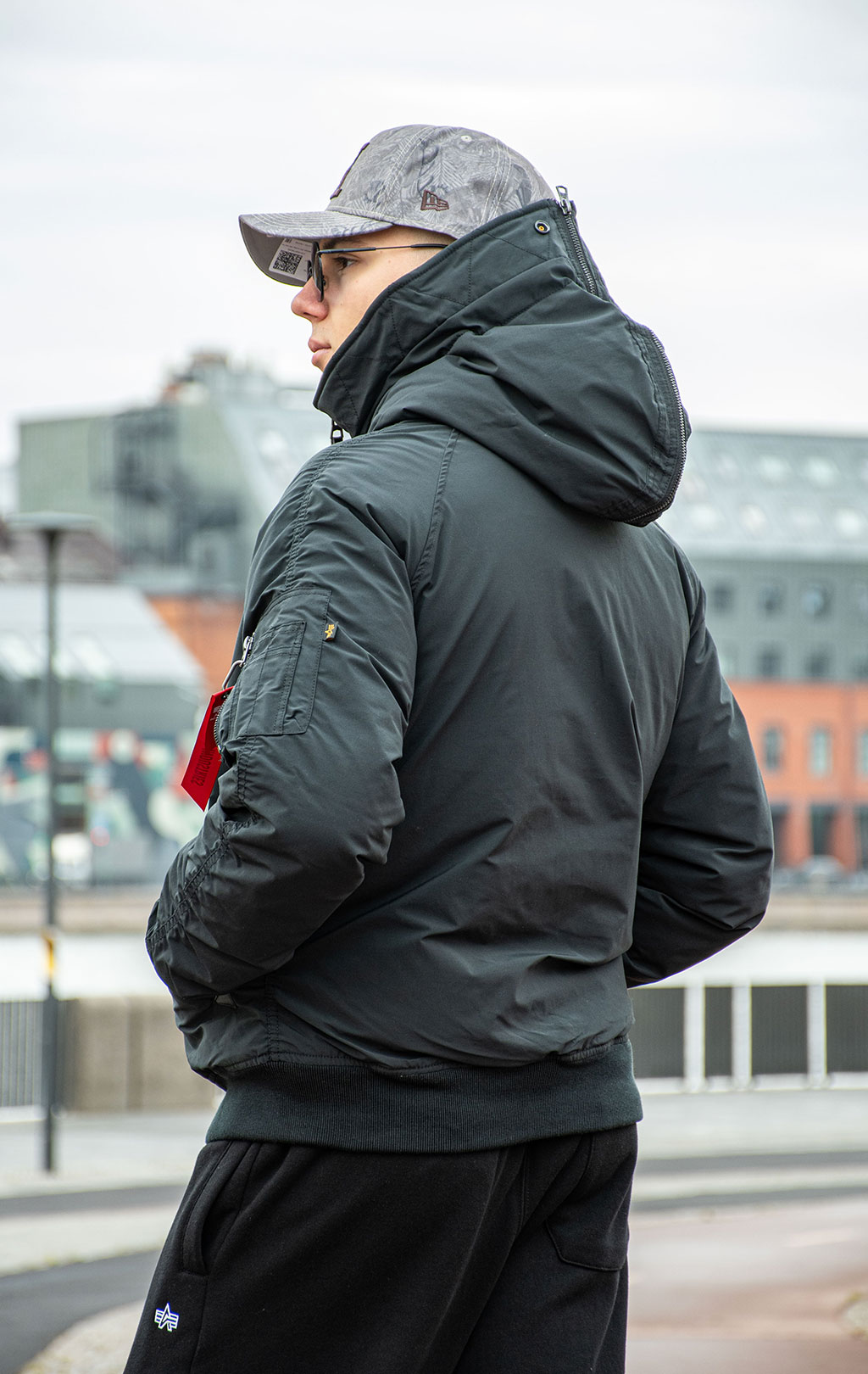 Аляска ALPHA INDUSTRIES N-2B ALTITUDE FW 25/26 black 