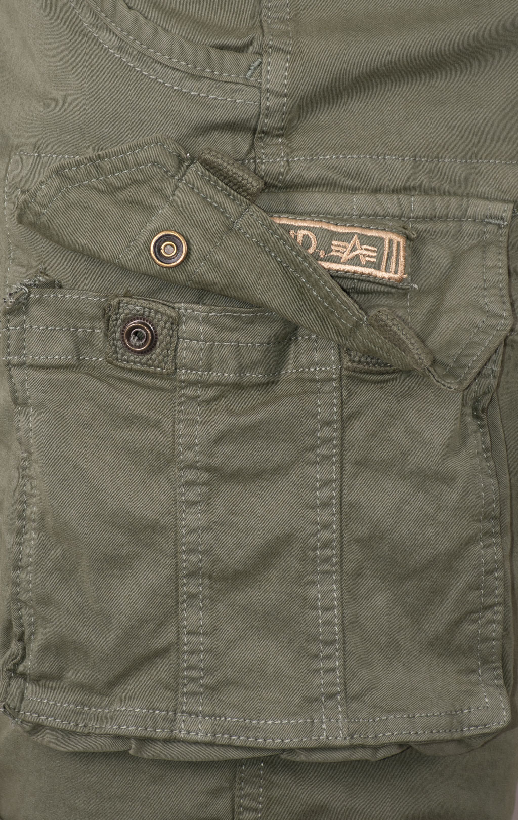 Шорты ALPHA INDUSTRIES CREW SHORT vintage green 