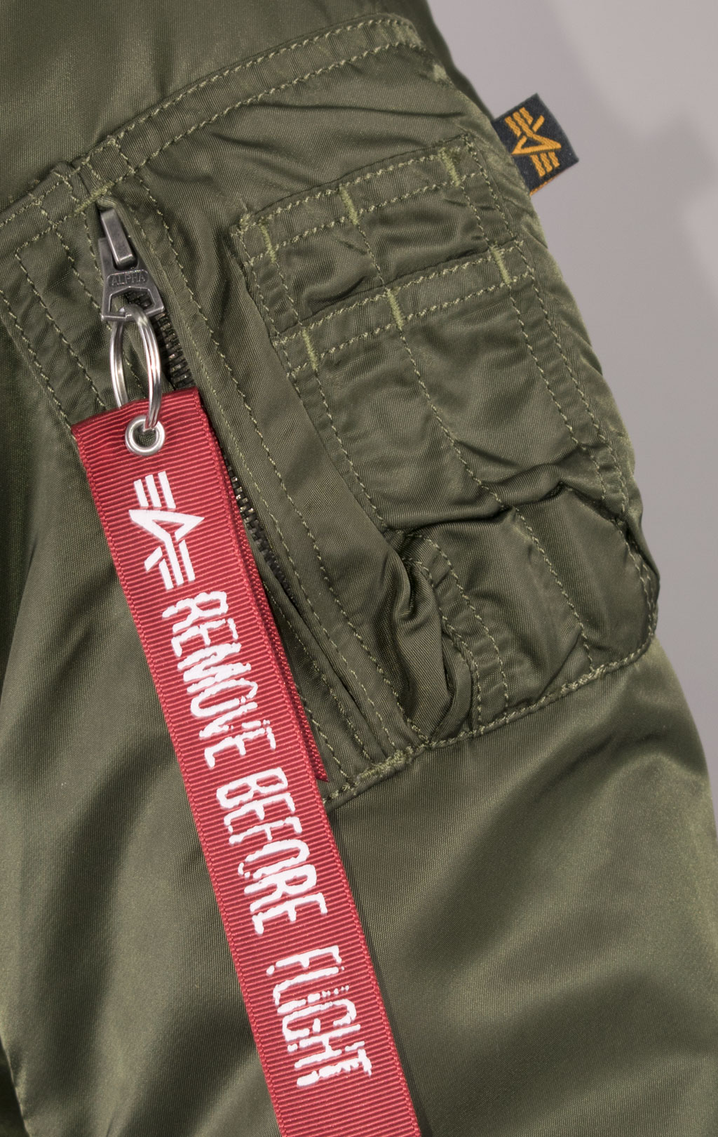 Куртка-бомбер лётная ALPHA INDUSTRIES D-Tec MA-1 dark green 
