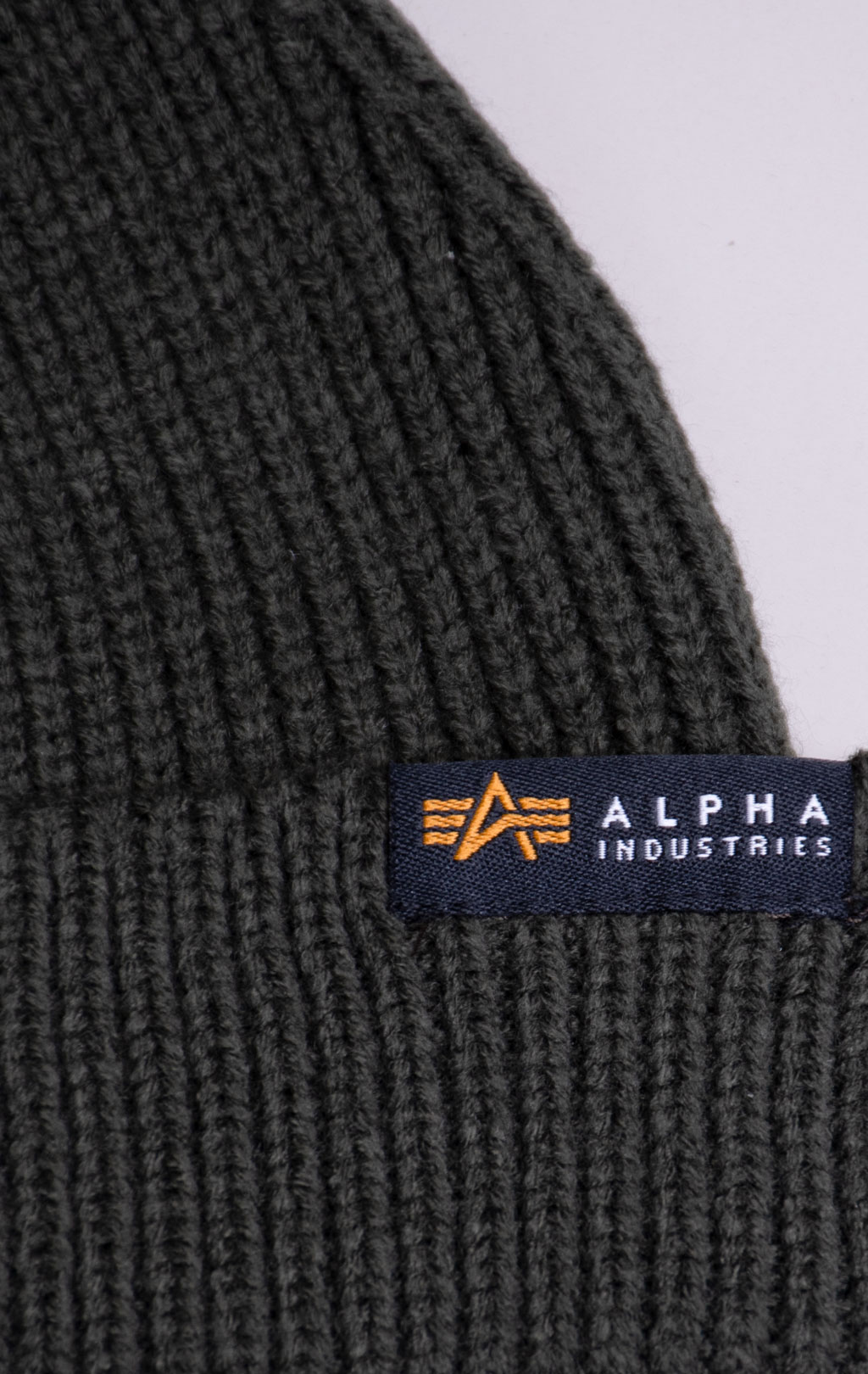 Шапка ALPHA INDUSTRIES DOCKERS BEANIE dark olive 