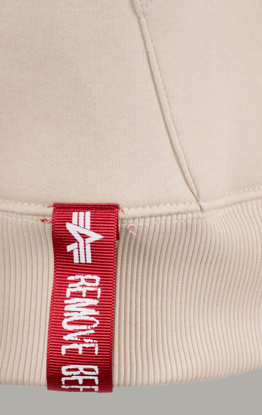 Толстовка ALPHA INDUSTRIES BASIC HOODY jet stream white 