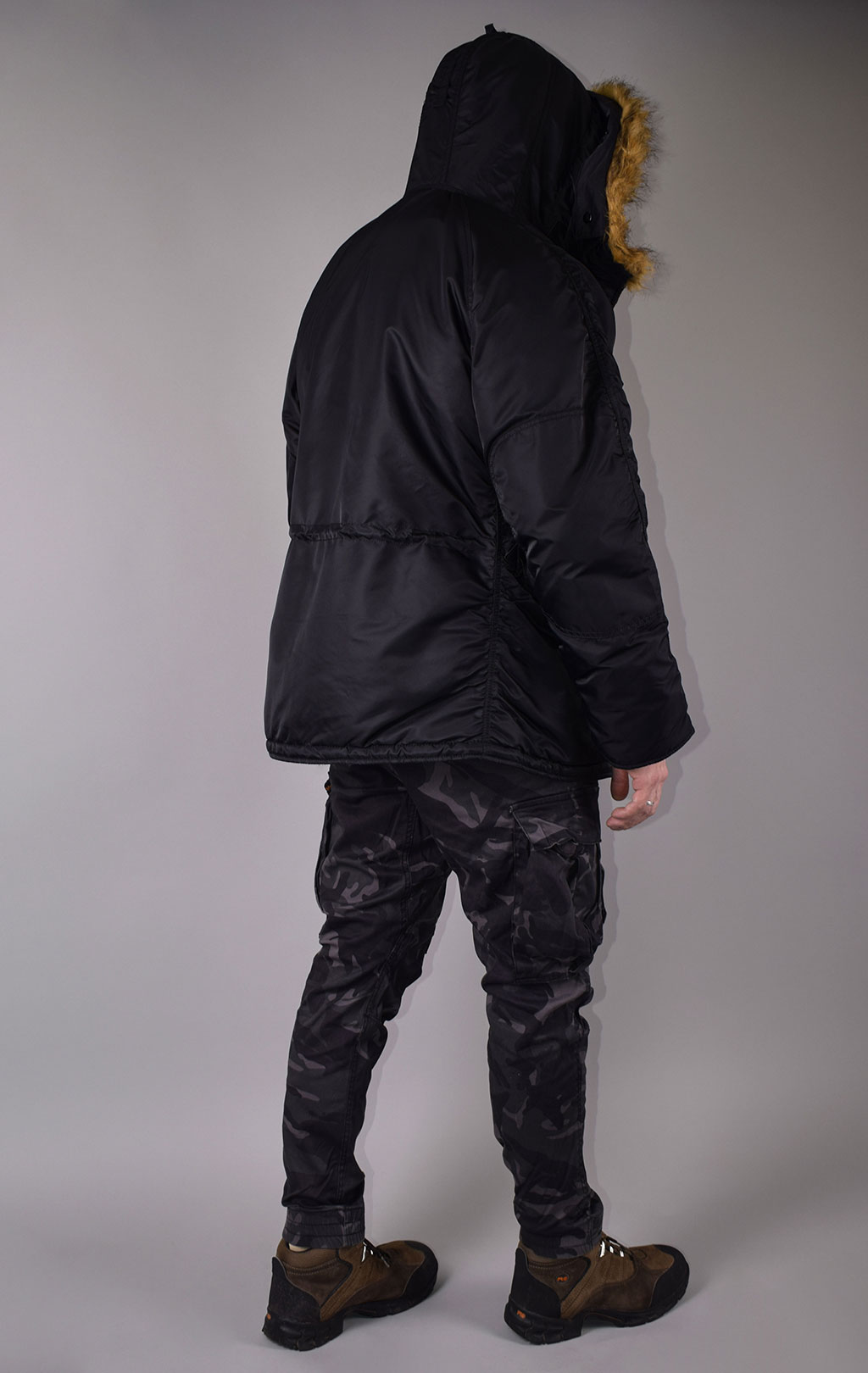 Аляска ALPHA INDUSTRIES CLASSIC N-3B black 