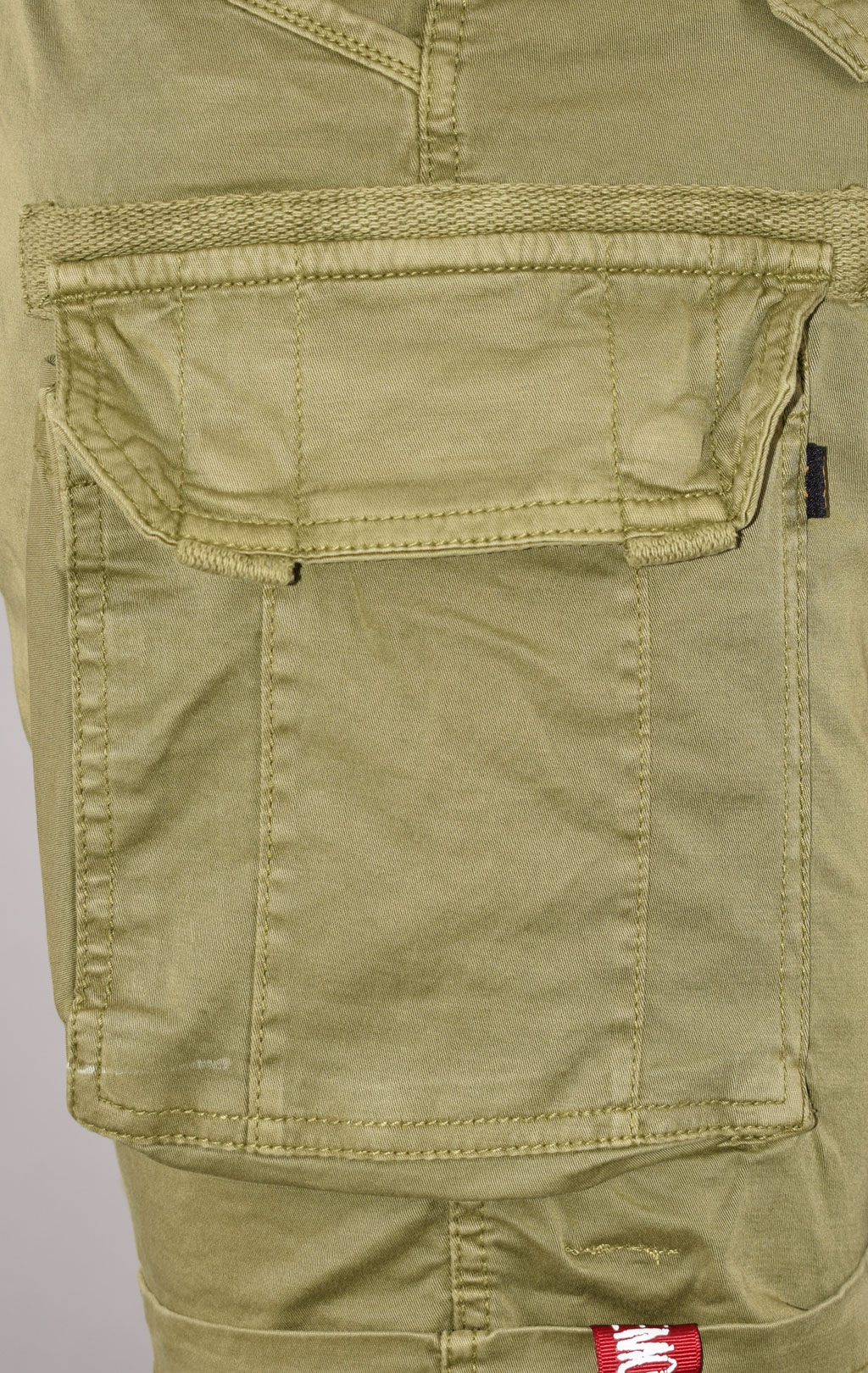 Шорты ALPHA INDUSTRIES UTILITY SHORT olive 