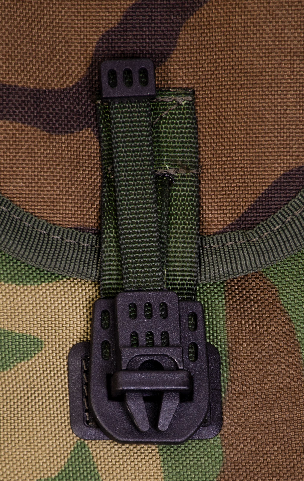 Чехол для лопаты MOLLE camo woodland б/у Голландия