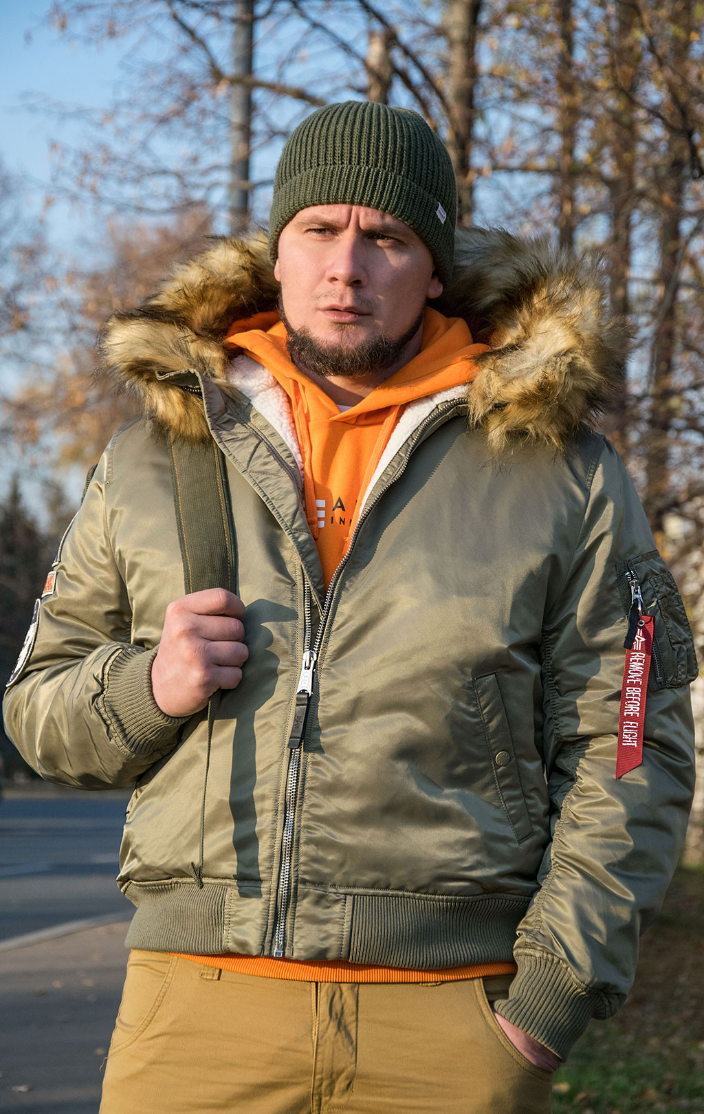 Куртка-бомбер лётная ALPHA INDUSTRIES HOODED ARCTIC MA-1 stratos 