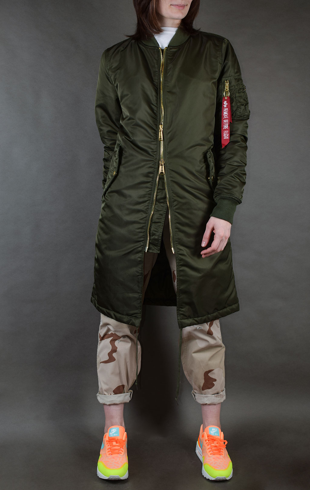 Женская куртка-бомбер удлинённая ALPHA INDUSTRIES COAT PM MA-1 dark green 