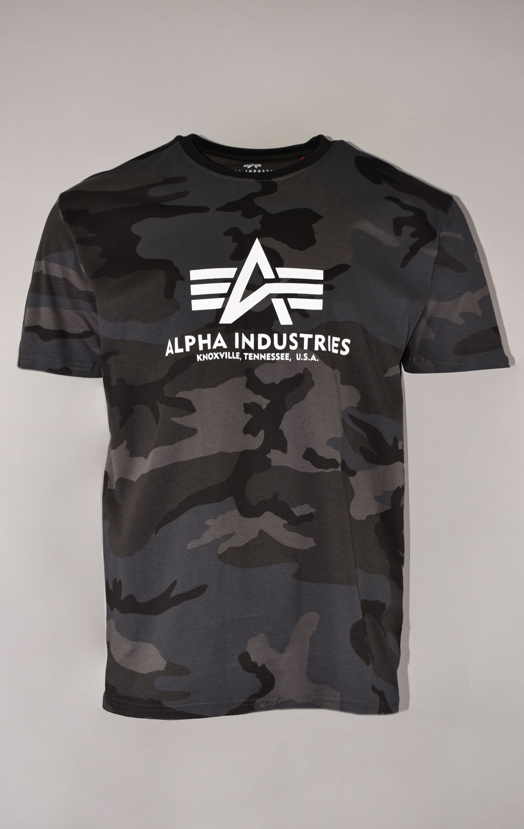 Футболка ALPHA INDUSTRIES BASIC T CAMO black camo 