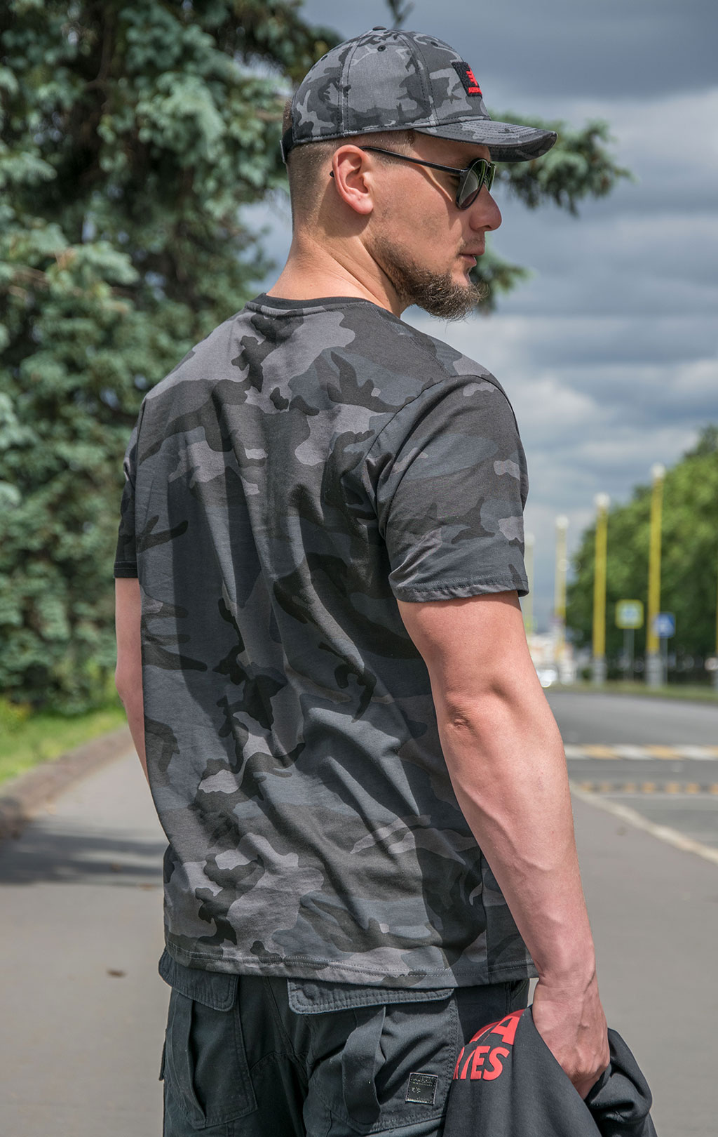 Футболка ALPHA INDUSTRIES BASIC T CAMO black camo 