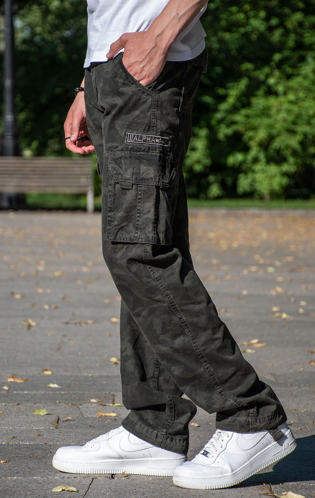 Брюки-карго ALPHA INDUSTRIES JET PANT black camo (#101212) 