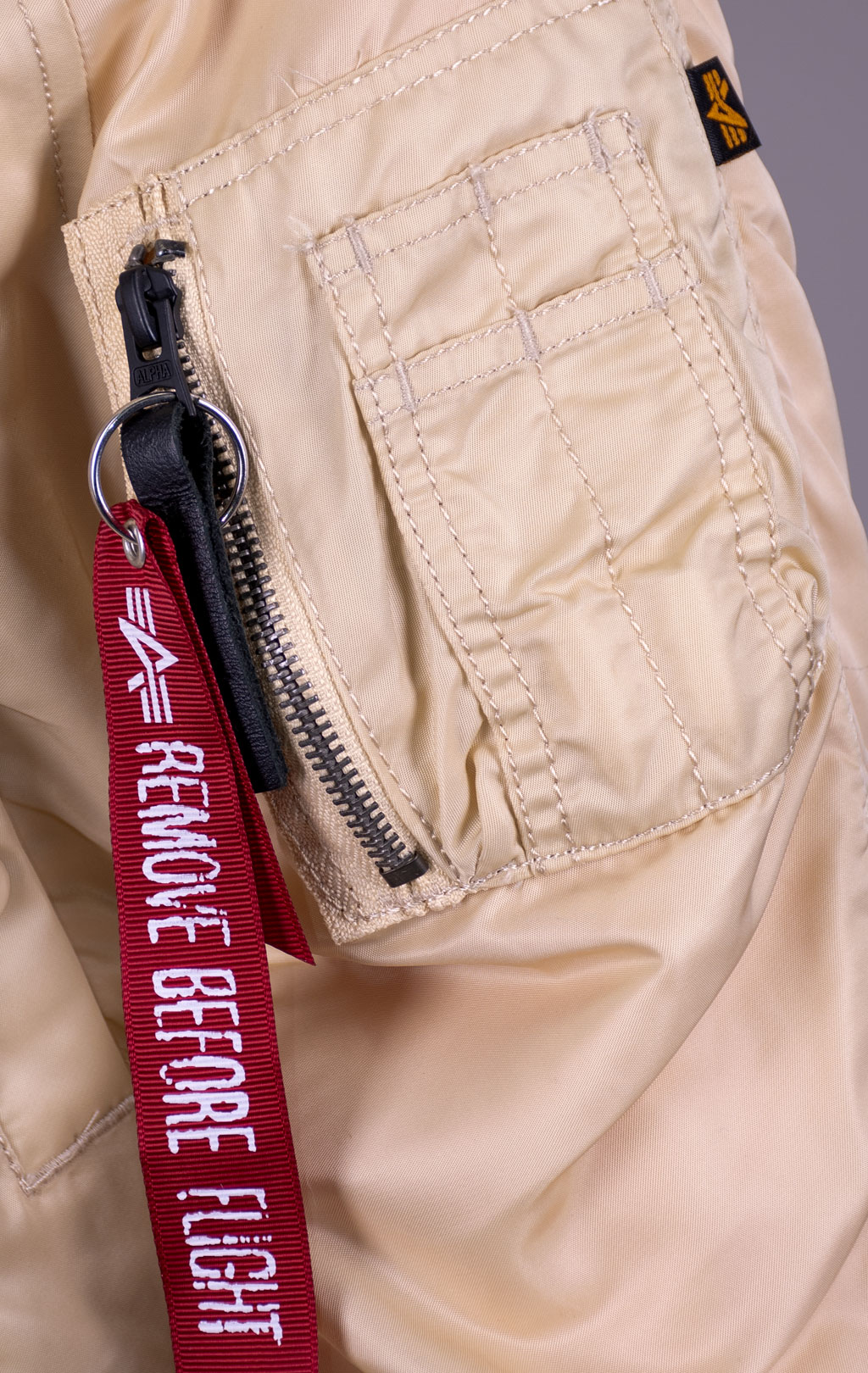 Женская аляска ALPHA INDUSTRIES VF 59 N-3B натур. мех caramel 