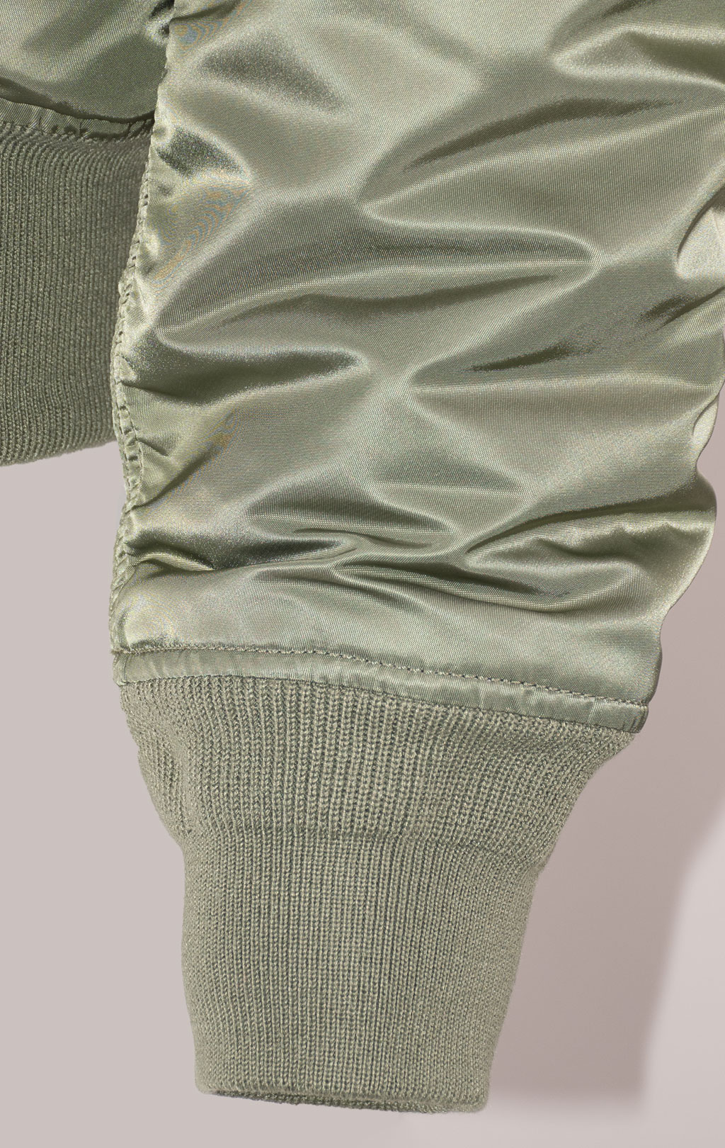 Бомбер ALPHA INDUSTRIES SLIM FIT/EUROPEAN FIT MA-1 FW 21/22 m sage green 