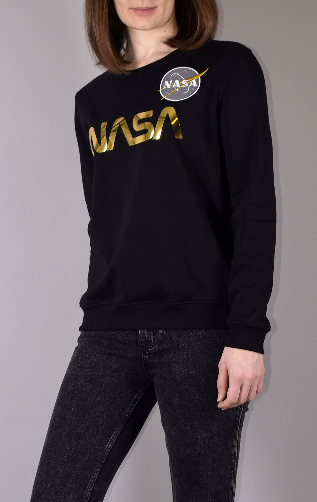 Женский свитшот ALPHA INDUSTRIES NASA PM SWEATER black/gold 