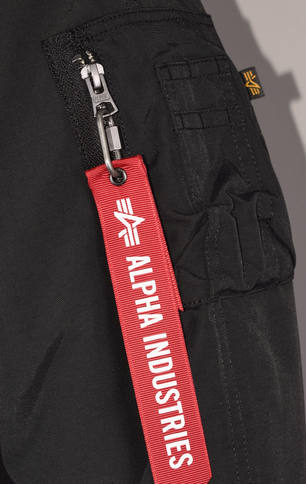Аляска ALPHA INDUSTRIES N-3B REGULAR FIT PARKA (ALTITUDE) FW 26/27 black 