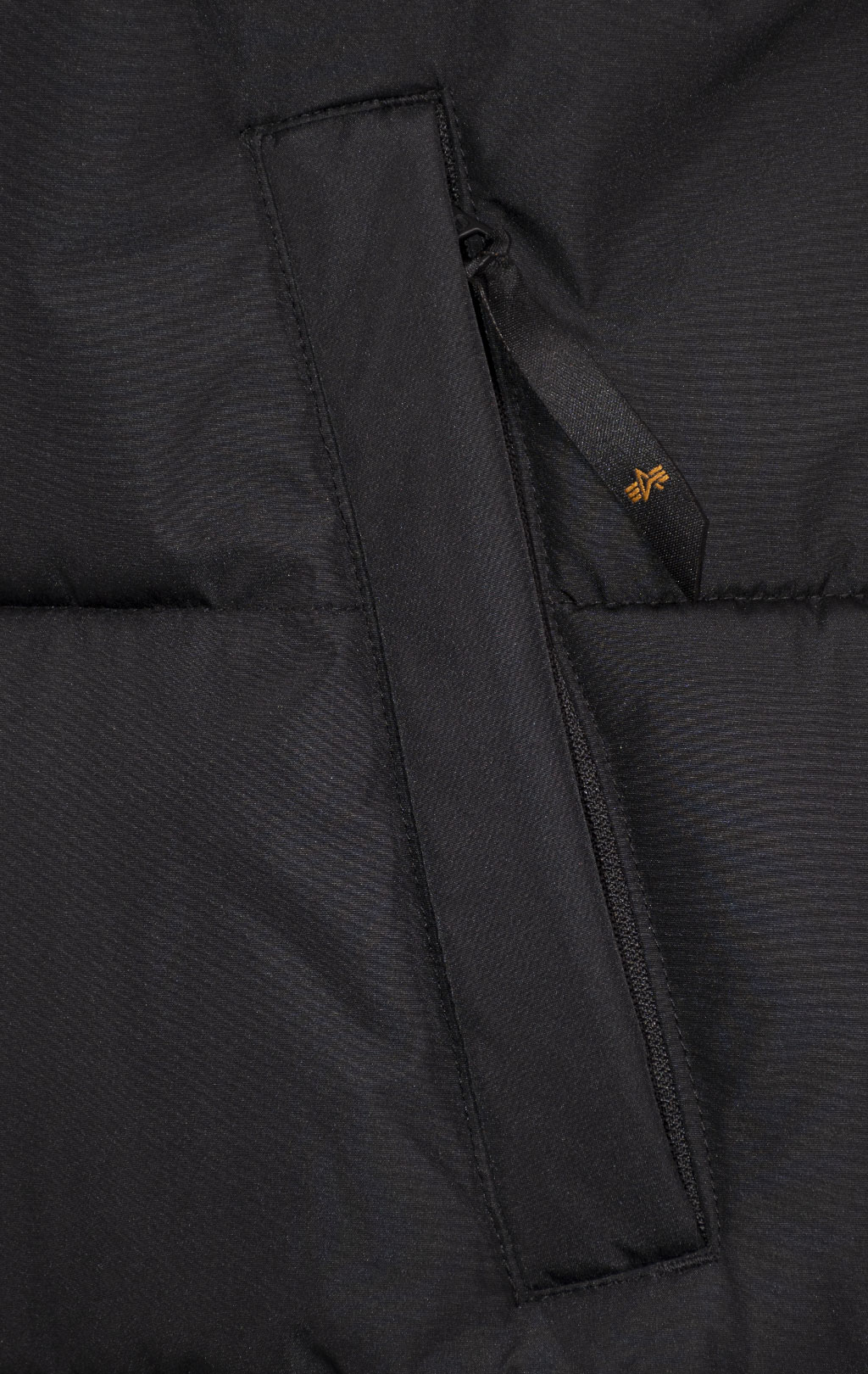 Женская куртка-парка ALPHA INDUSTRIES SIERRA GEN-II PARKA FW 24/25 black 