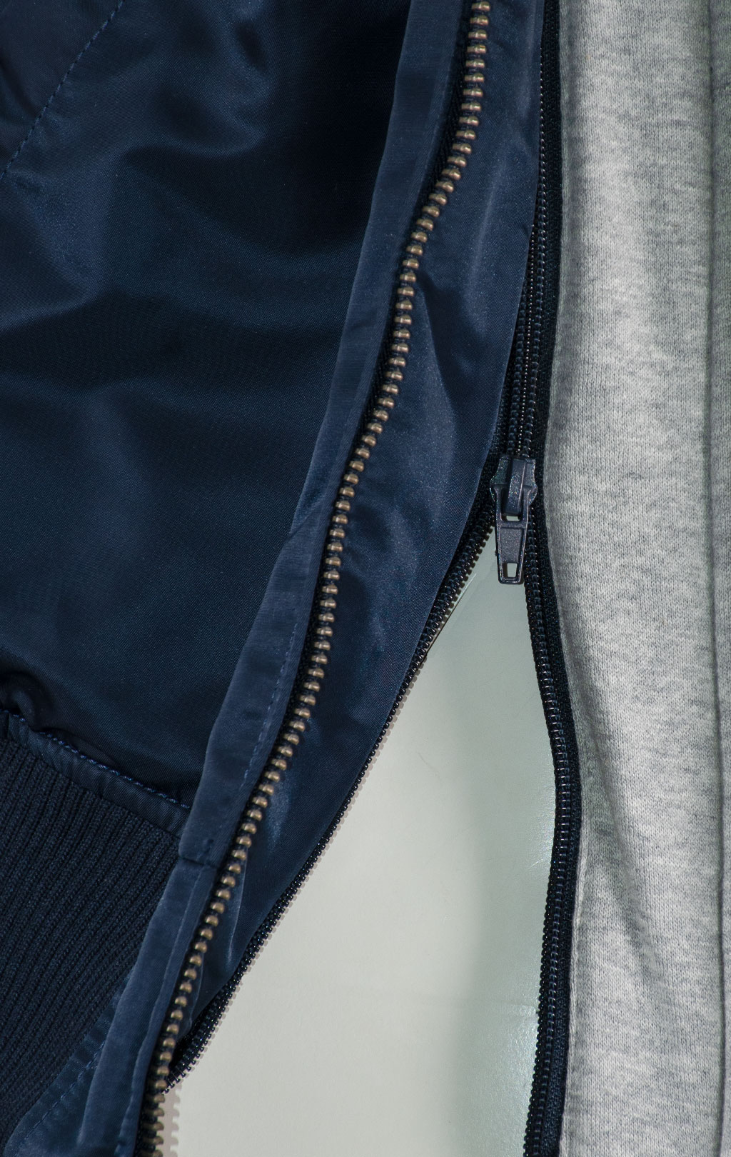 Куртка-бомбер лётная ALPHA INDUSTRIES D-Tec SE MA-1 ultra navy 