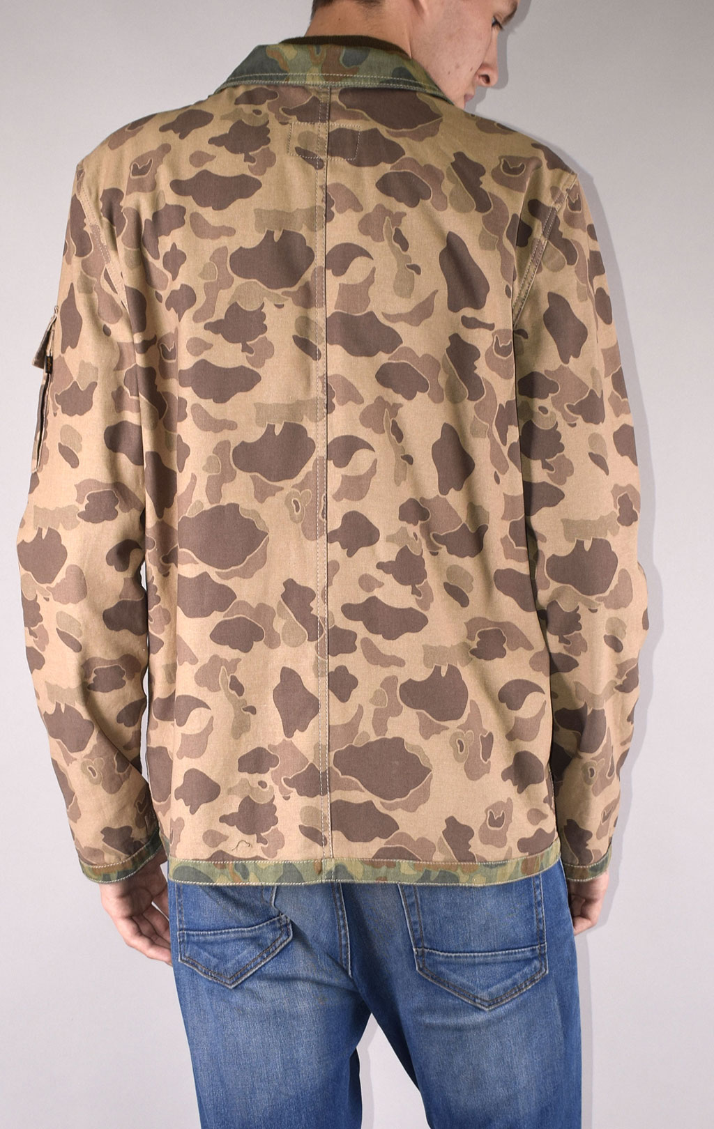 Ветровка ALPHA INDUSTRIES P-42 FIELD SHIRT brown frogskin camo 