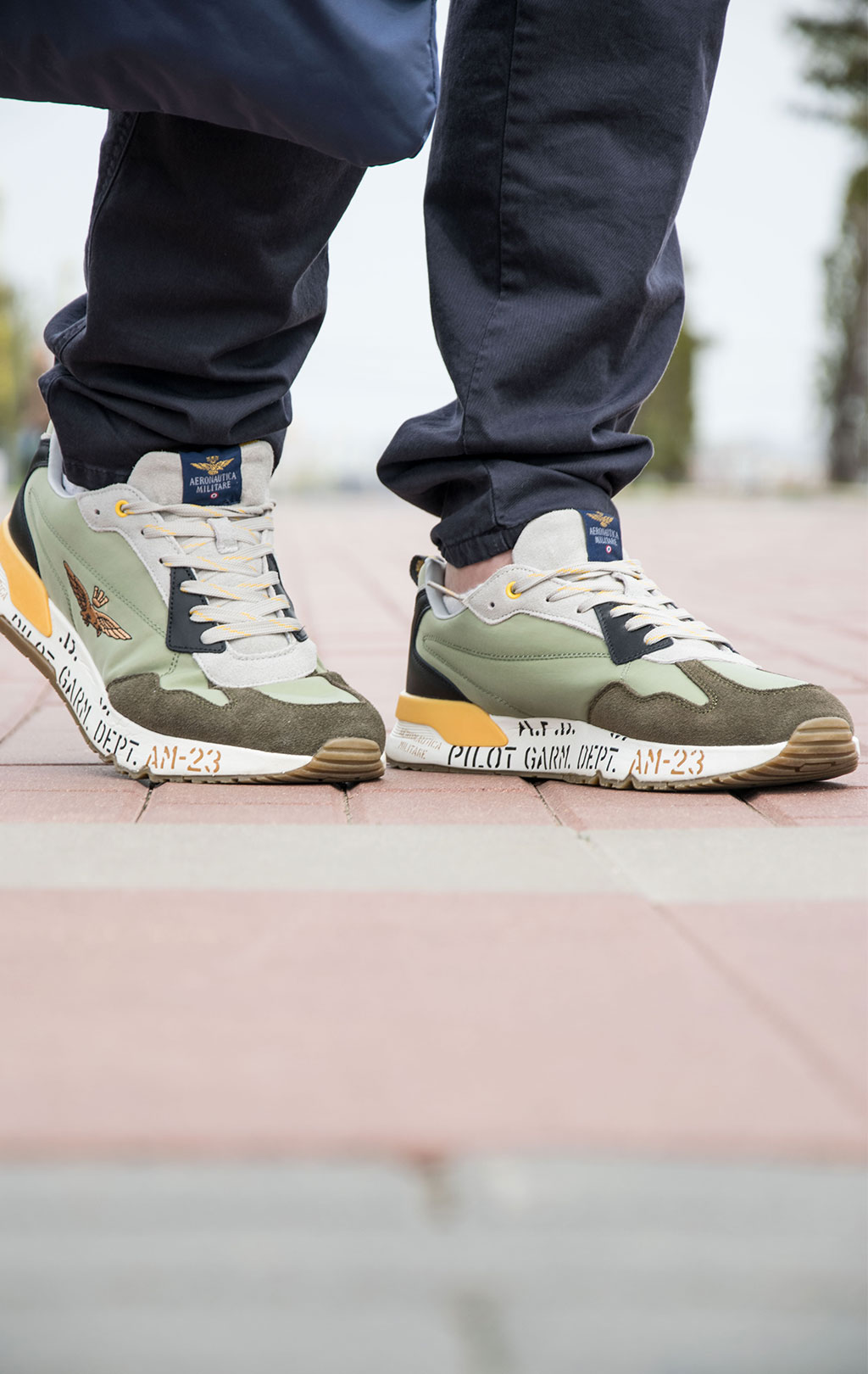 Кроссовки AERONAUTICA MILITARE SS 22 m/CN black/beige scuro/verde militare (SC 214) 