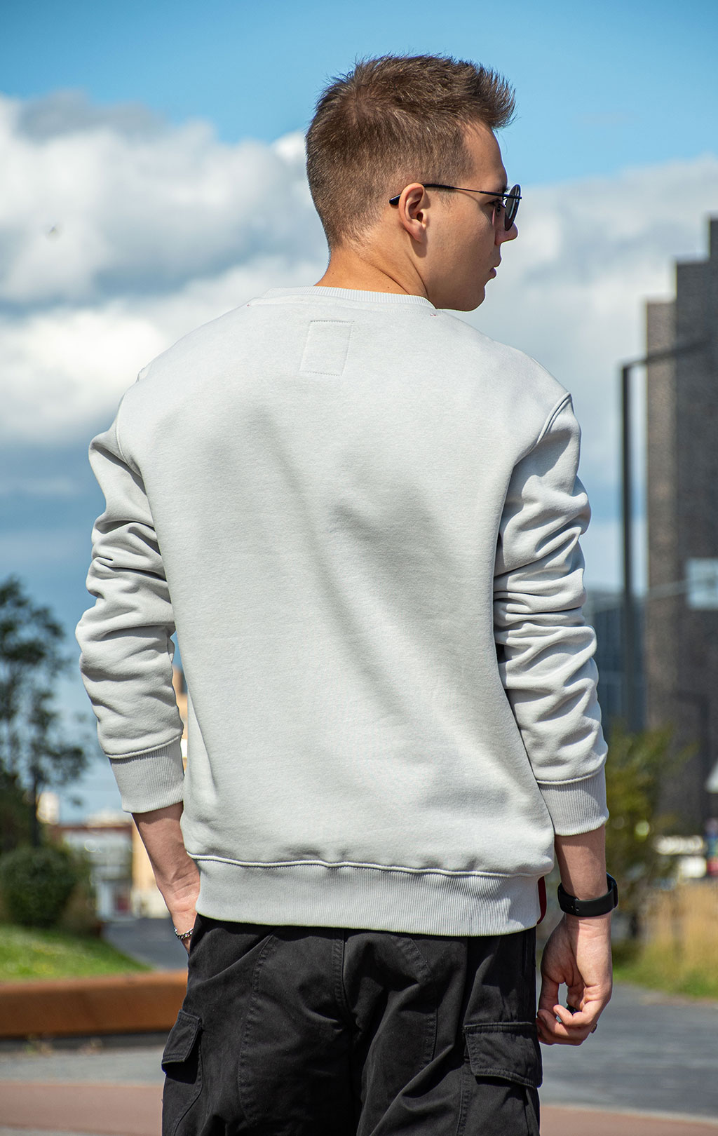 Свитшот ALPHA INDUSTRIES BASIC SWEATER pastel grey 