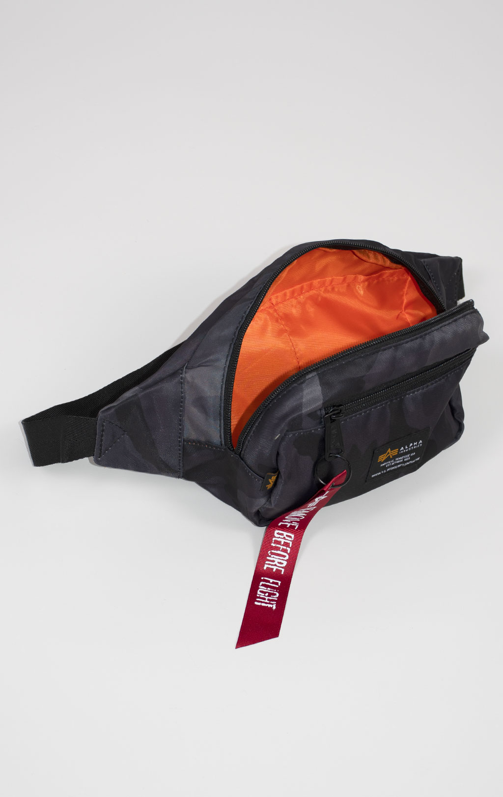 Сумка поясная ALPHA INDUSTRIES CREW WAIST BAG CAMO black camo 