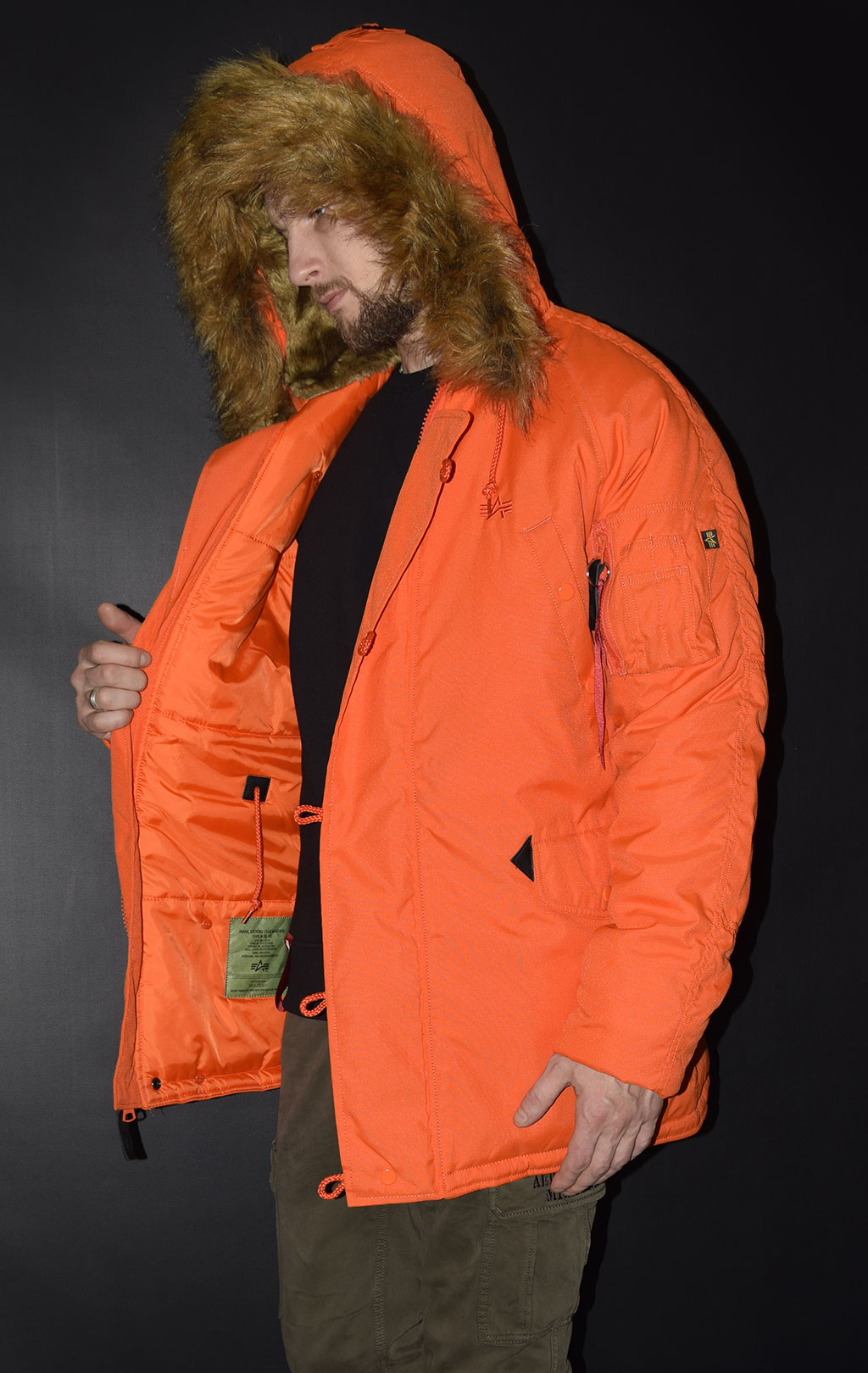 Аляска ALPHA INDUSTRIES EXPLORER flame orange 