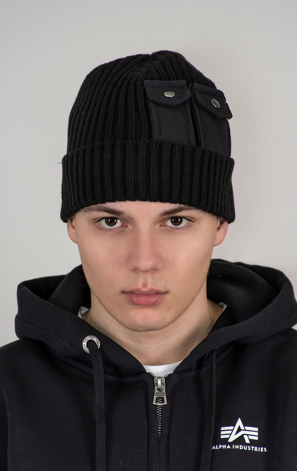 Шапка ALPHA INDUSTRIES UTILITY BEANIE black 