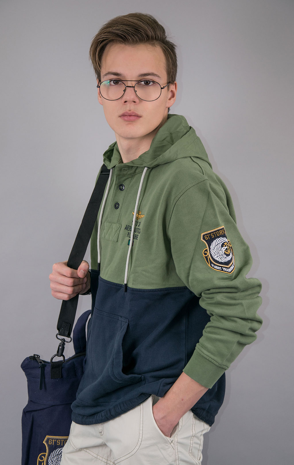 Толстовка с капюшоном AERONAUTICA MILITARE SS 23/TR verde militare (FE 1750) 