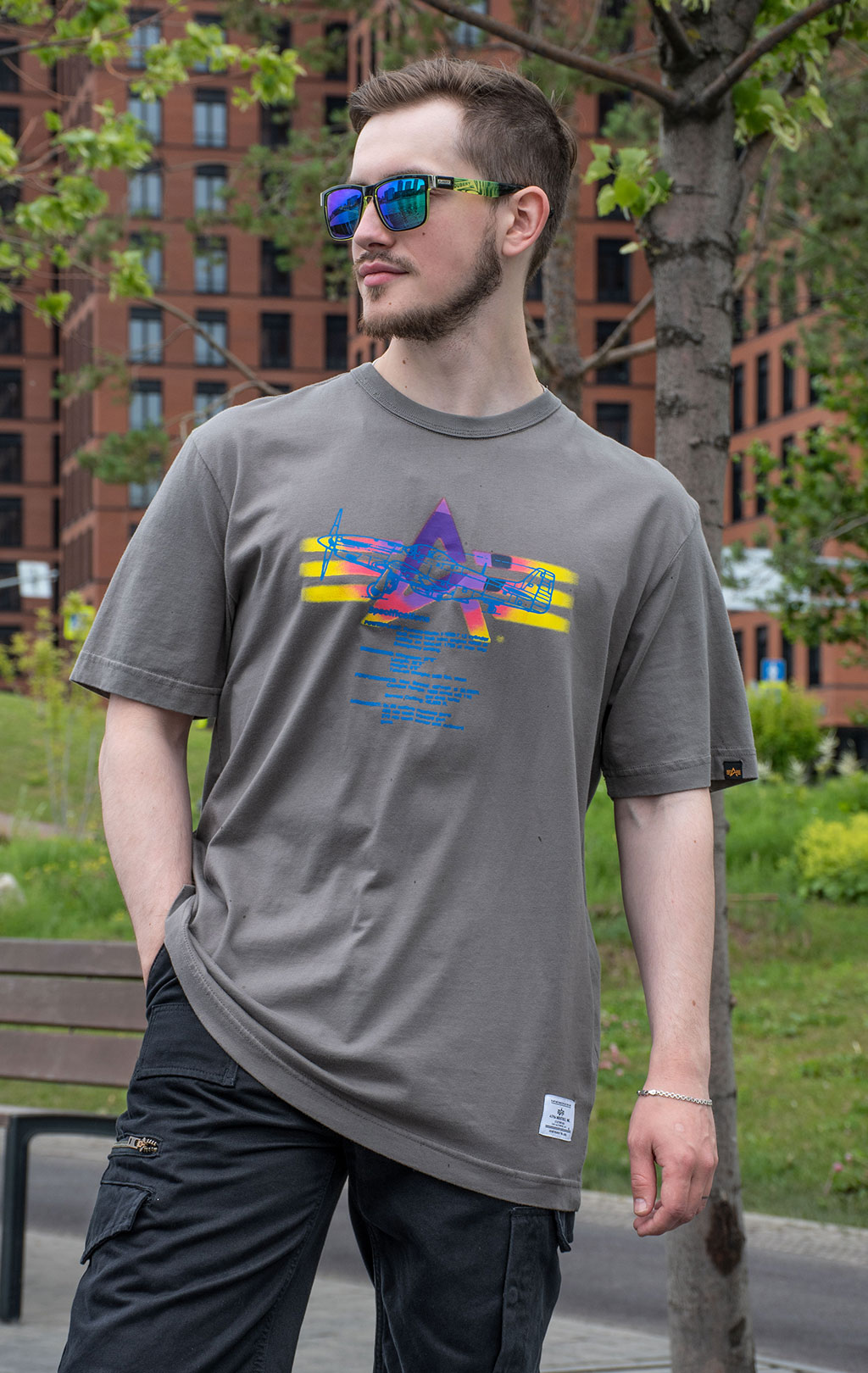 Футболка ALPHA INDUSTRIES ALPHA GRADIENT TEE SS 24 aircraft gray 