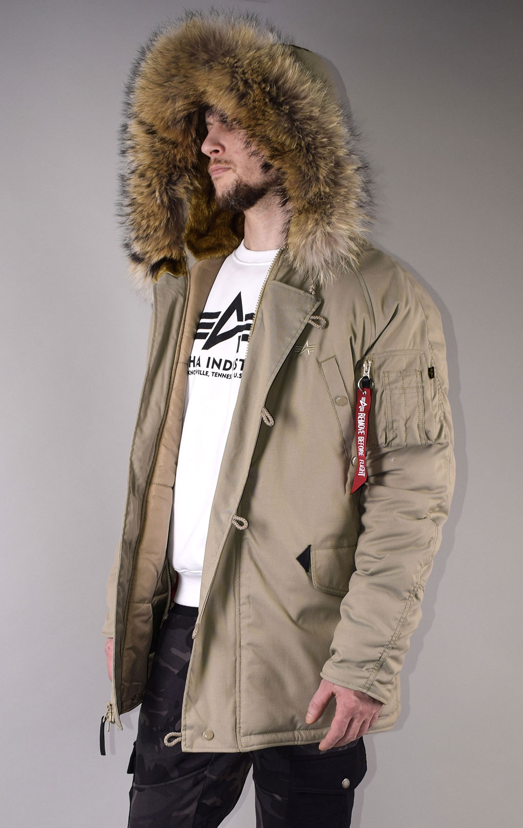 Аляска ALPHA INDUSTRIES EXPLORER натур. мех khaki 