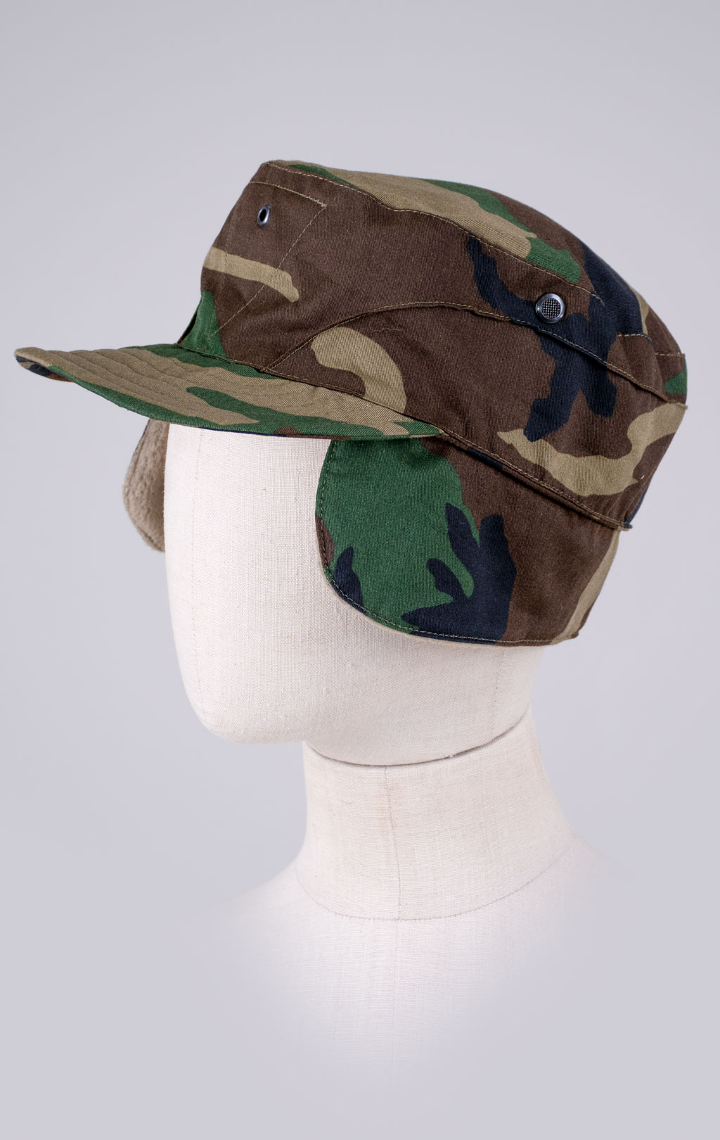 Кепка утеплённая EARFLAP camo woodland Голландия