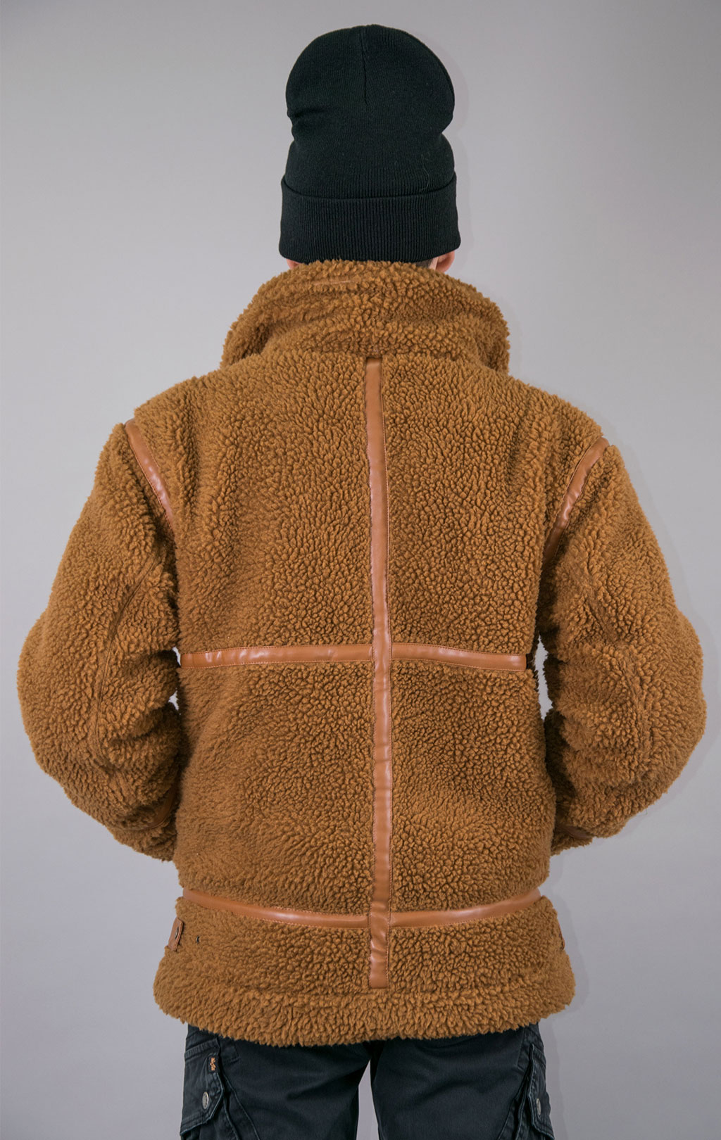 Куртка-пилот ALPHA INDUSTRIES B3 TEDDY camel 