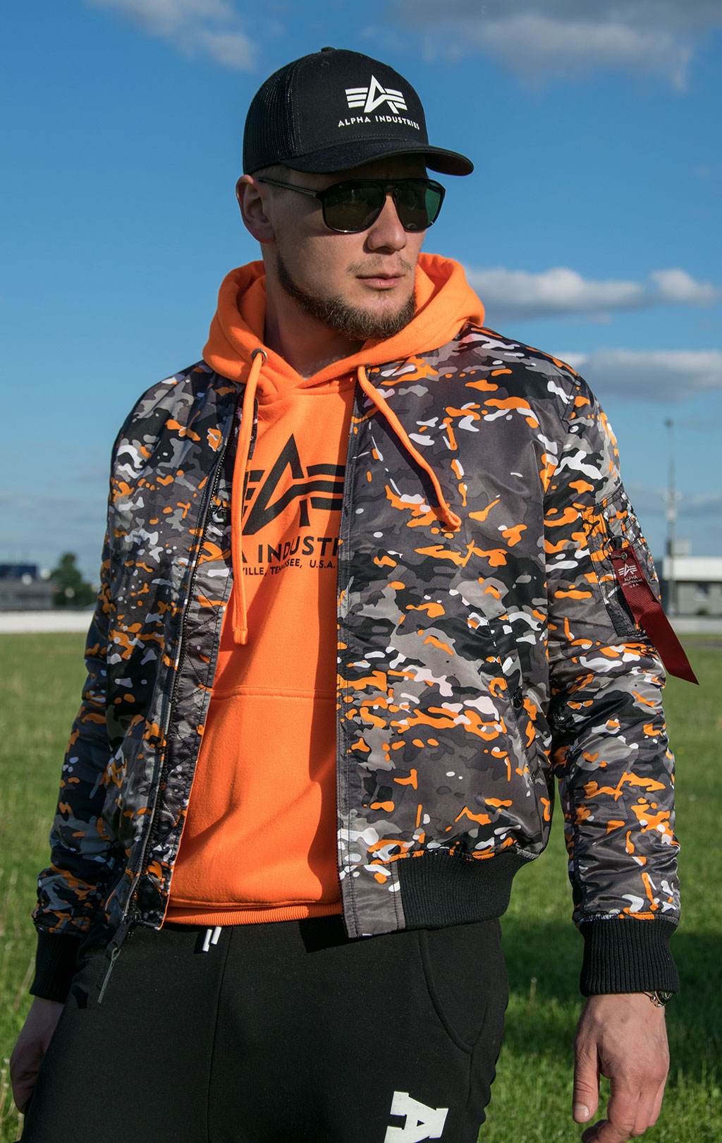 Бомбер ALPHA INDUSTRIES VF 59 MA-1 black orange camo 