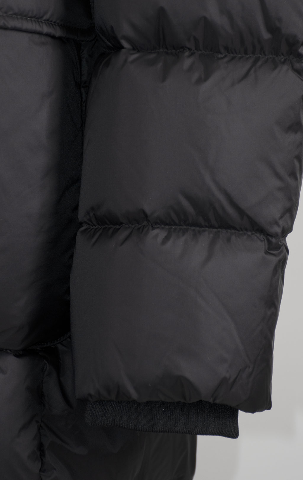 Женское пальто пуховое PARAJUMPERS LEONIE FW 25/26 black 