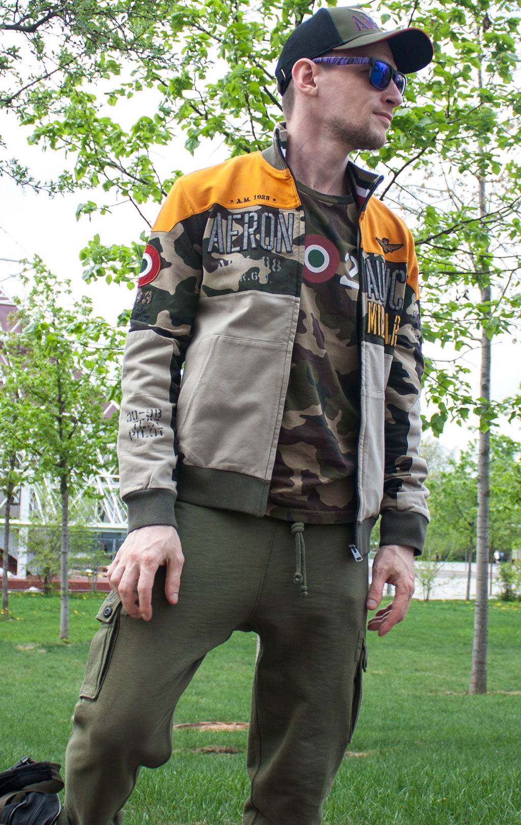 Толстовка AERONAUTICA MILITARE SS19 arancio chiaro/camo/verde (FE 1323) 